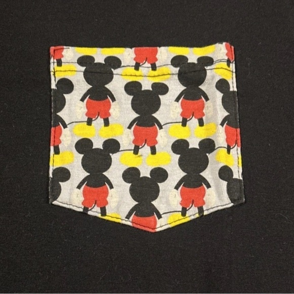 Walt Disney Company Employee Exclusive Black T- Shirt Ringer Mickey Mouse Small - Picture 2 of 3